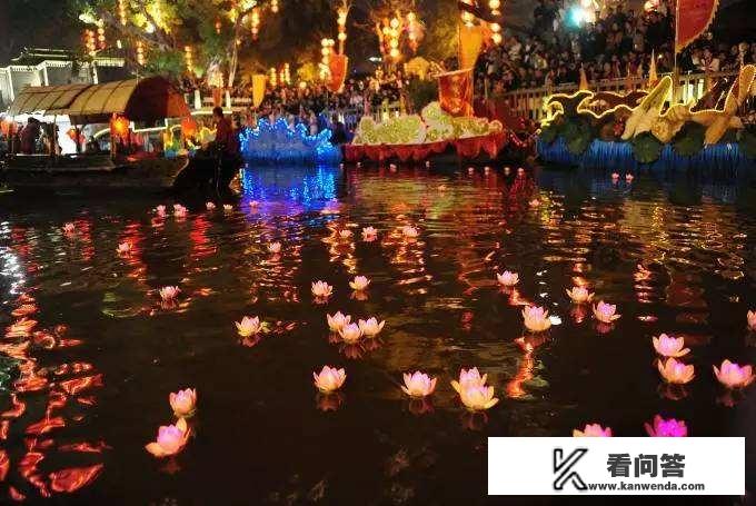 捡到个玉佛挂件能否佩戴？说来也巧，去旅游导？