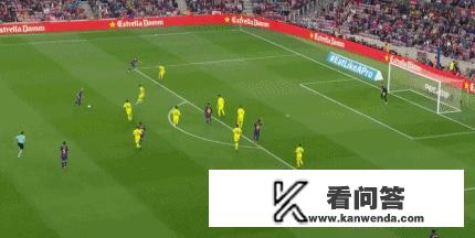 巴塞罗那历史上的第一射手王是谁？