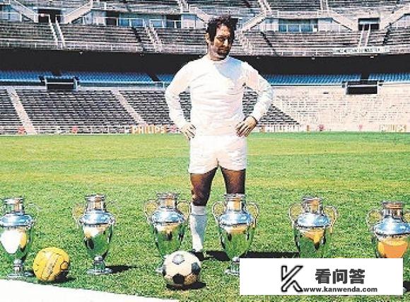 皇马历史上,哪个球员获得欧冠冠军的次数最多? 皇马历史上,哪个球员获得欧冠冠军的次数最多?