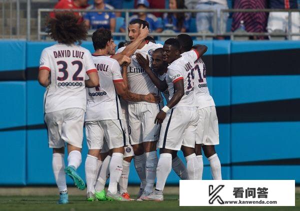 欧冠历史上,有哪些搞笑的镜头? 欧冠历史上,有哪些搞笑的镜头?