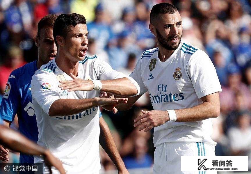 拜仁与皇马欧冠半决赛的暗流涌动，谁是最不可预测的胜负手？