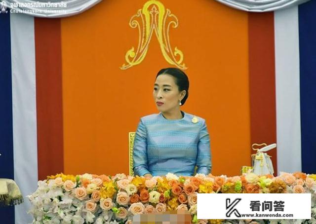 谁能告诉我女王或者公主的英文缩写？