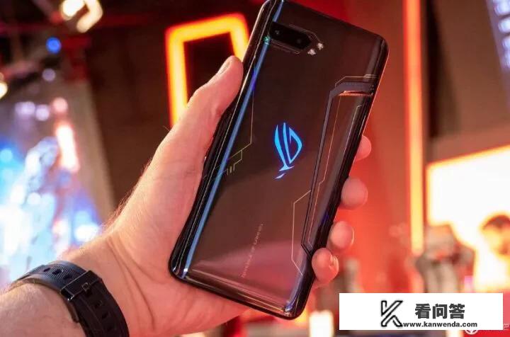 华硕ROG手机2，3499和5999两个配置怎么选？（中度游戏，小完美主义）？