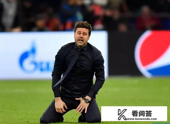 真情流露！欧冠热刺3球绝地反击，最后上演绝杀好戏，赛后波帅跪地热泪盈眶，你怎么看？