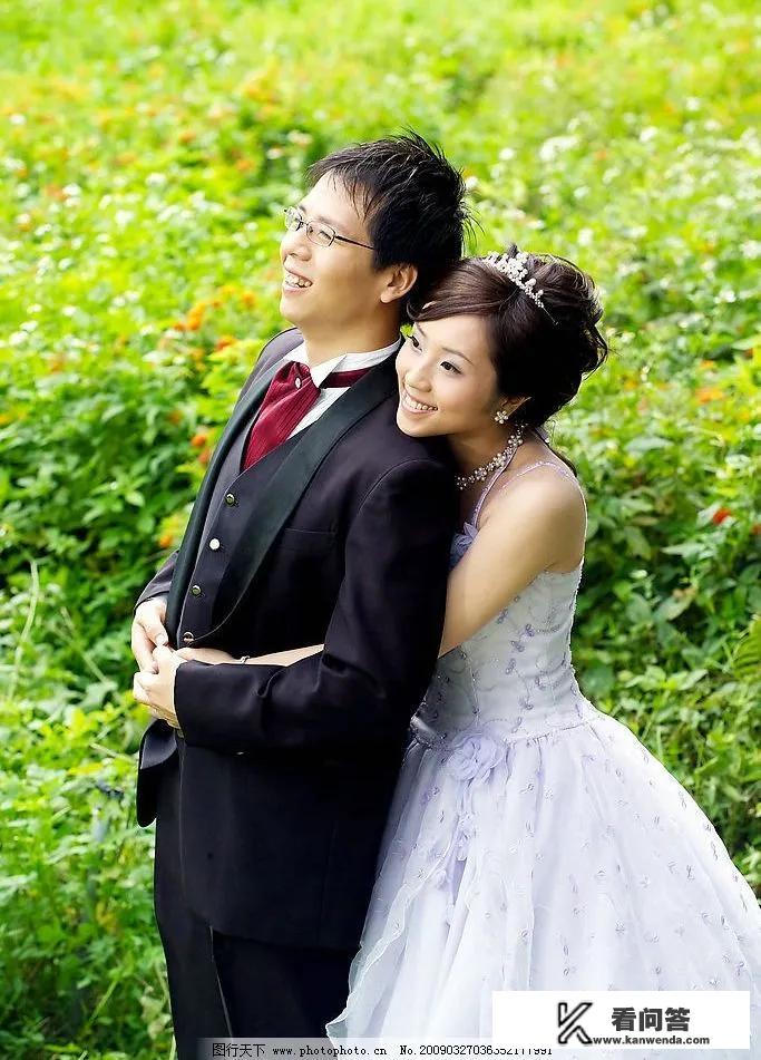 火辣身材天使脸诱人乳沟韩国美女叫什么名字？