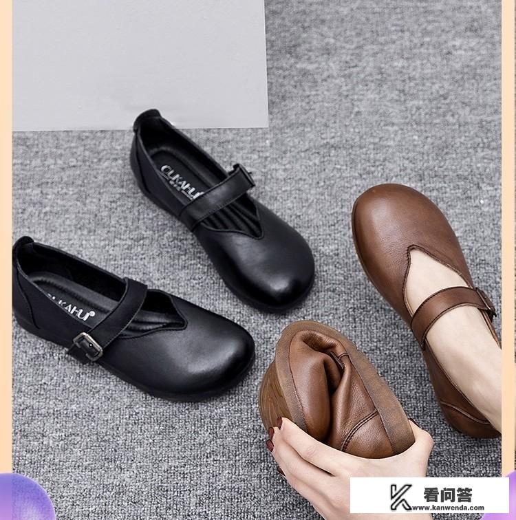 可以推荐一下适合老人出游又时尚的鞋子吗? 可以推荐一下适合老人出游又时尚的鞋子吗?