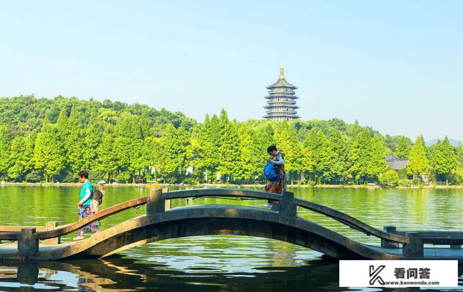 去杭州上海旅游应该带点啥? 去杭州上海旅游应该带点啥?