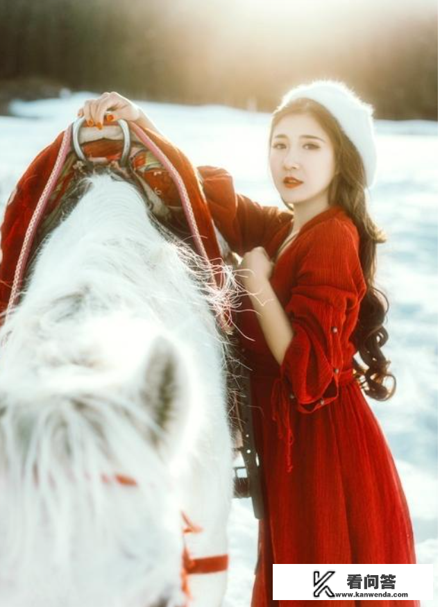 出去玩穿什么衣服好旅游拍照穿衣搭配？