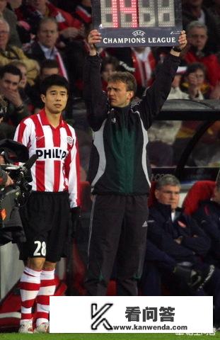 谁是中国第一个获得欧冠登场球员？