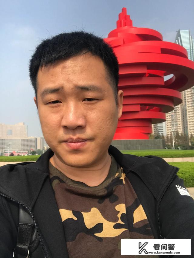 外出旅游是在出发地报团好，还是到目的地报团经济实惠？