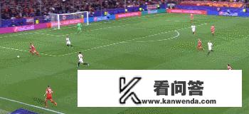 巴萨3-0利物浦，朗格莱拼到衣服破裂、牙齿脱落，他能成为巴萨未来的防线基石吗？