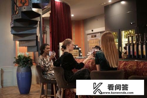 为什么午睡后起来，有时情绪会变得低落，内心感觉有些空虚？