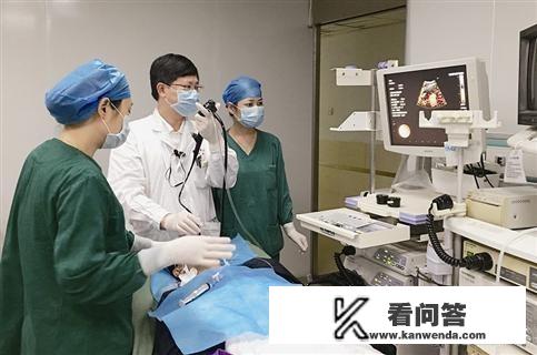 哥哥病了心情不好怎么安慰他？