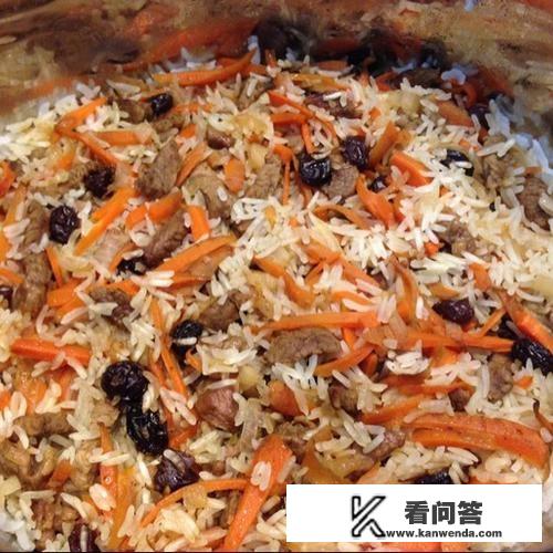 乌鲁木齐8月天气穿什么衣服？