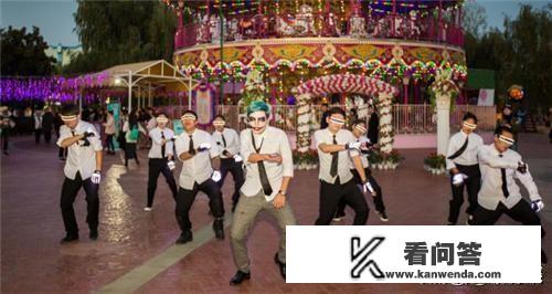 末日乐园大致剧情？