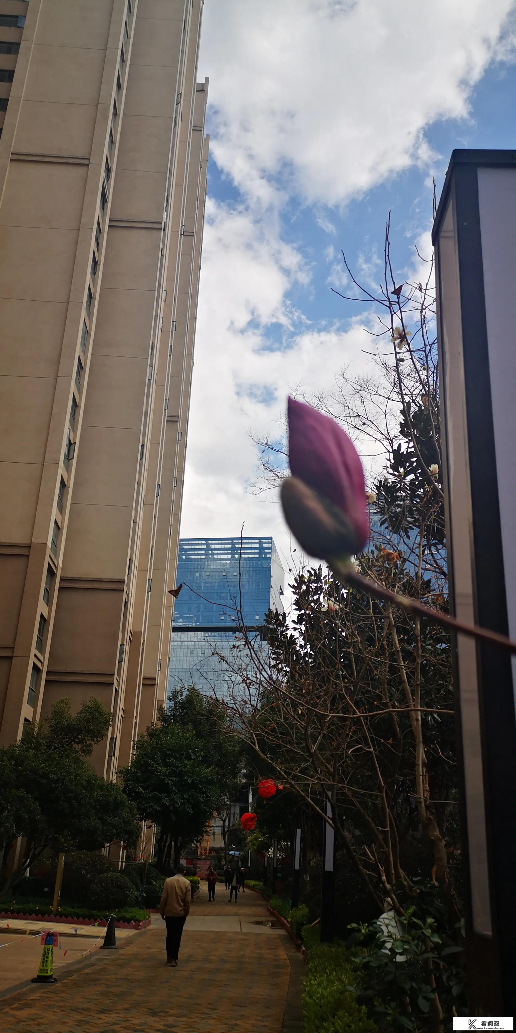 邀请外地朋友来玩怎么发消息？