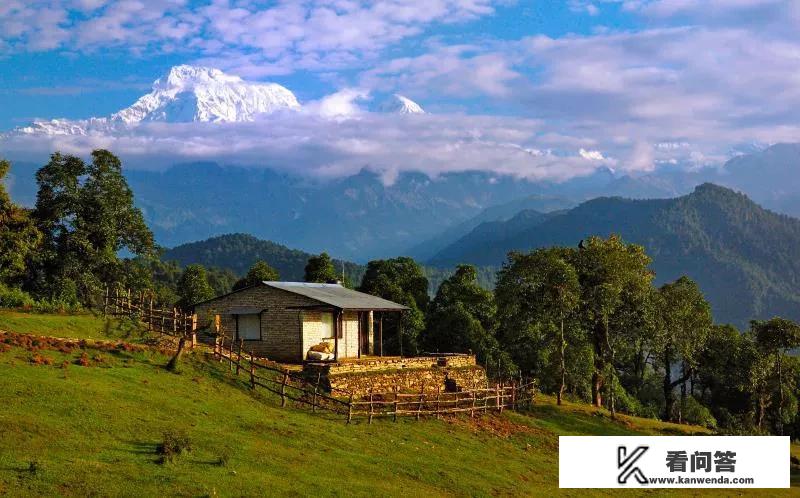 崇州怀远镇最近的天气情况如何啊，我过几天要去军训。不知道该带多厚的被子。希望本地人或旅游过的人回答？