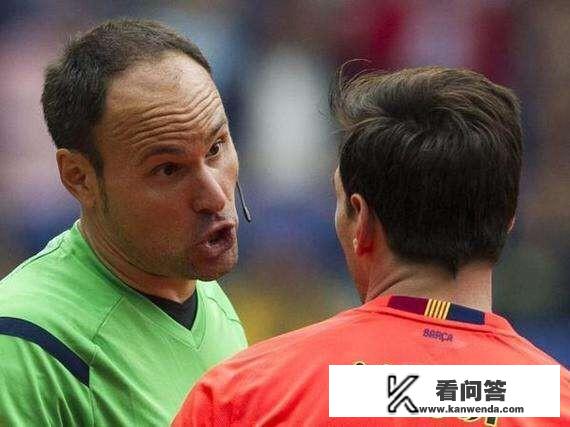 ​巴萨客场1-1战平拉帕，遭遇不公判罚导致平局，但是巴萨本身有责任吗？