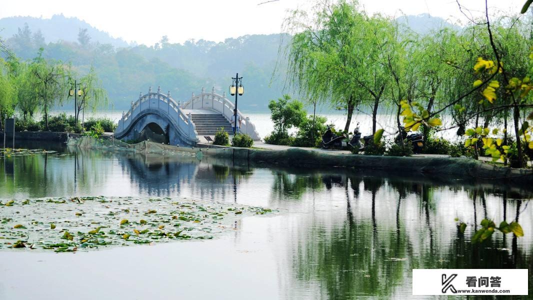 西湖旅游攻略住宿？