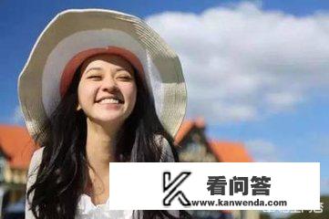 一个人旅行该怎么拍照？