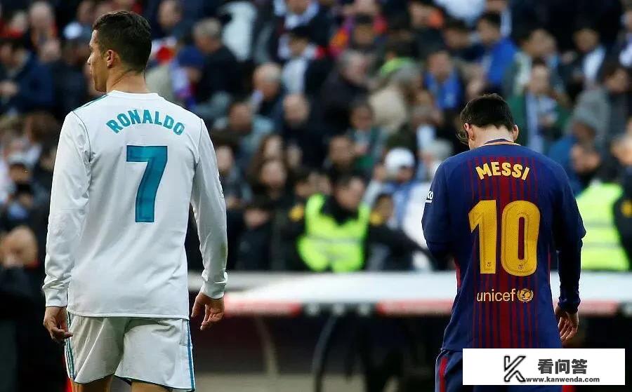 c罗对巴萨有帽子戏法吗？