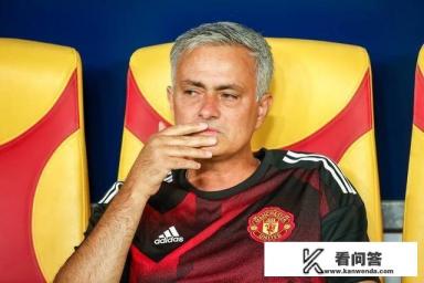 从鸟叔到三叔,从狂人到要求尊重,是穆里尼奥变了吗?你怎么看? 从鸟叔到三叔,从狂人到要求尊重,是穆里尼奥变了吗?你怎么看?