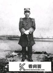 为什么每次下载QQ后，总有一大堆图片在手机相册里？怎么解决？