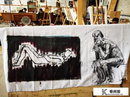 美术生在画裸体的时候如何克服自己的生理反应？