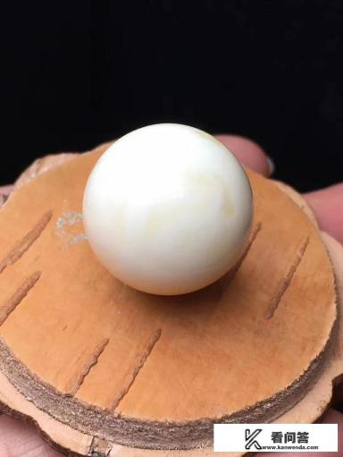 北京哪里批发琥珀饰品便宜的哦？