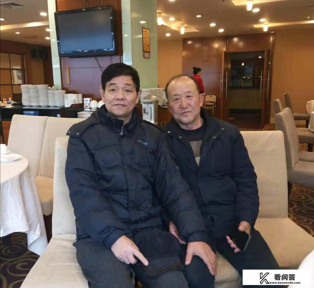 父亲4兄弟有两个五十多了还是光棍以后我该如何对待两个叔叔? 父亲4兄弟有两个五十多了还是光棍以后我该如何对待两个叔叔?