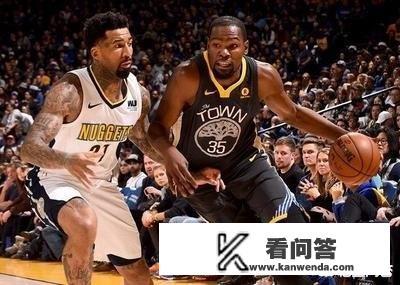 疑惑!NBA总裁肖华现场观战了森林狼和勇士的比赛,为何还会出现争议如此大的判罚? 疑惑!NBA总裁肖华现场观战了森林狼和勇士的比赛,为何还会出现争议如此大的判罚?