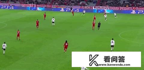 韩国19岁小将在代表拜仁的欧冠首秀中上演人球合一1V3，郑优营能成为下一个孙兴慜吗？