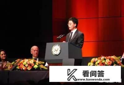 在欧美社会有哪些著名的黄色面孔被当地人熟知、喜爱或尊重？