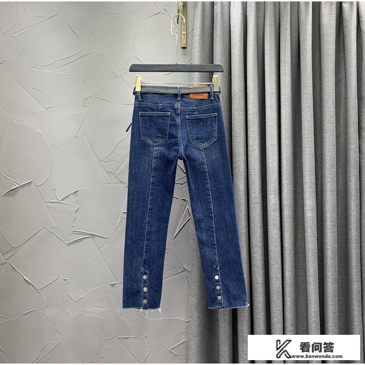 为什么现在的服装广告都爱打上韩版，连鞋子广告也是韩版？