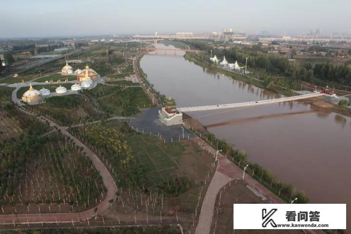 内蒙的巴彦淖尔市是乌海吗？