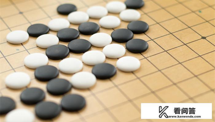五子棋的规则与玩法? 五子棋的规则与玩法?