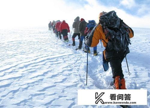 泸华山几几年生人？