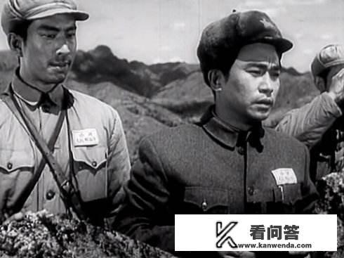 全校师生观看电影扩句例子？