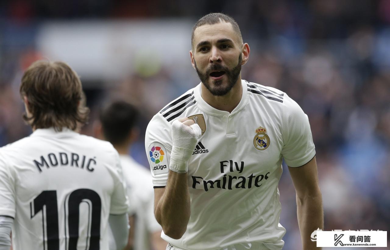 c罗的金球奖奖项? c罗的金球奖奖项?