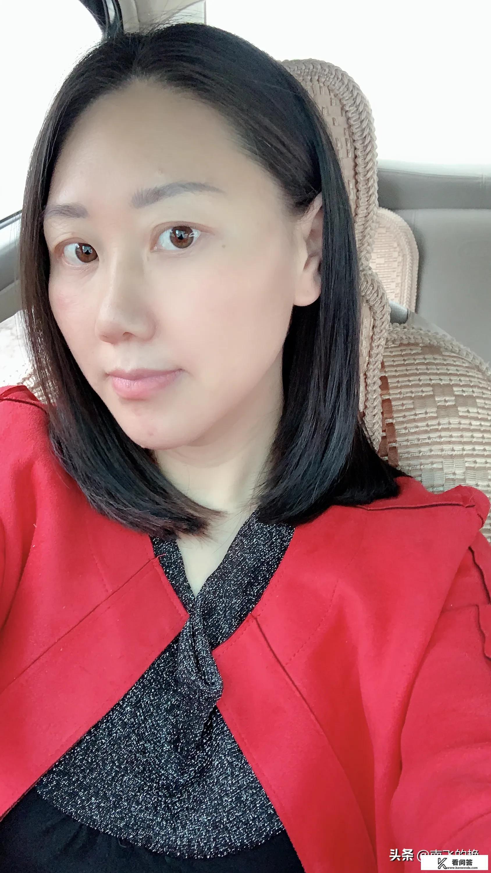 你现在工作是什么，和你当初想的一样吗？年少的愿望实现了吗？