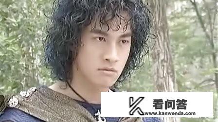 英雄本色这部电影是谁拍的？