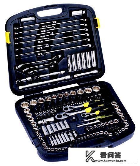 用手柄玩，有辅助瞄准可以用吗？