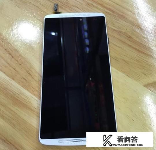 华为手机怎么进入新奇空间？