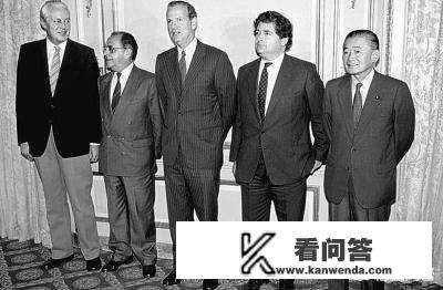 广场协议是美国逼迫日本签订的吗？为什么？