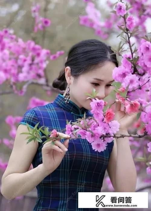 小时代里,陈学冬说的那段,我们都是小小星辰,原文？