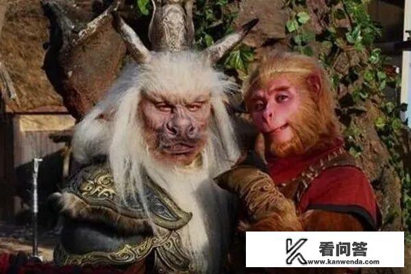 《西游记》中牛魔王的家世背景如何，为什么感觉好多神仙请他参加宴会？