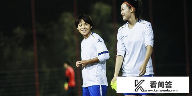 中国第一个在欧冠进球的男球员？