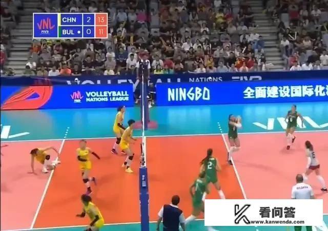 郎导带着张常宁出席赛后发布会，朱婷去哪了？