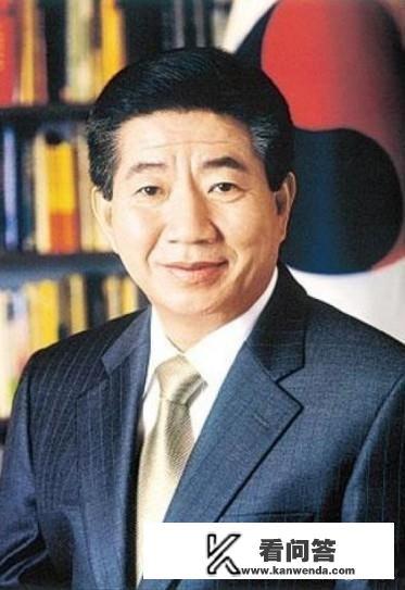 韩国总统为什么都没有好下场:卢武铉自杀，李明博，朴槿惠入狱？