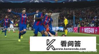 一年前的诺坎普之夜，那场赛事如同磁石般吸引着每一个球迷的心，让他们在胜利的边缘疯狂起舞，言语间流露出难以抑制的喜悦与激情。